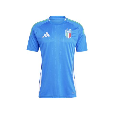 Maglie ufficiali delle nazionali di calcio 